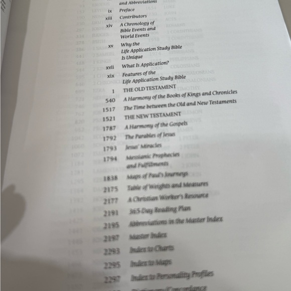 Life Application Study Bible Personal Size NIV 2012 Tyndale Soft Cover - Picture 8 of 8